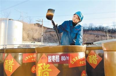 山西晋中新农人牛子群返乡创业——陈醋飘香 带富一方（人物故事）